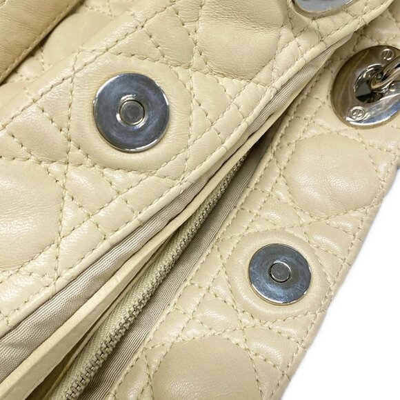 Auth DIOR/ChristianDior Cannage Stitch - Cream Leather Tote Bag - Picture 12 of 16